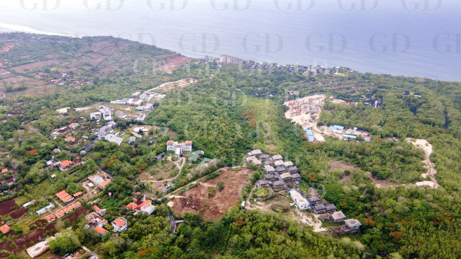 PRIME FREEHOLD LAND IN ULUWATU